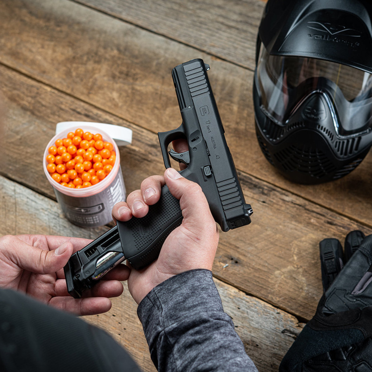 Umarex GLOCK G17 GEN5 T4E Paintball Pistol (First Edition) - Image 6